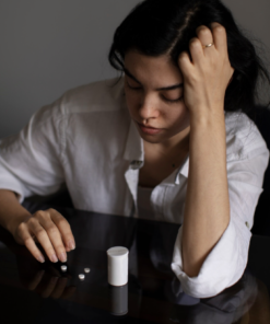 Sesión grupal terapéutica para afrontar la adicción / 4 sesiones / Inicio 6 abril 2026 / 19:30 horas